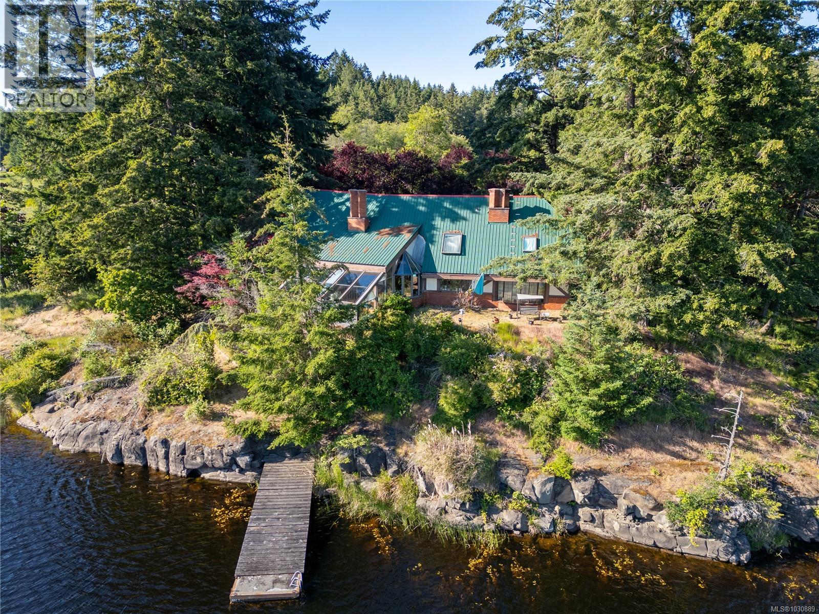 909 South Rd, Gabriola Island