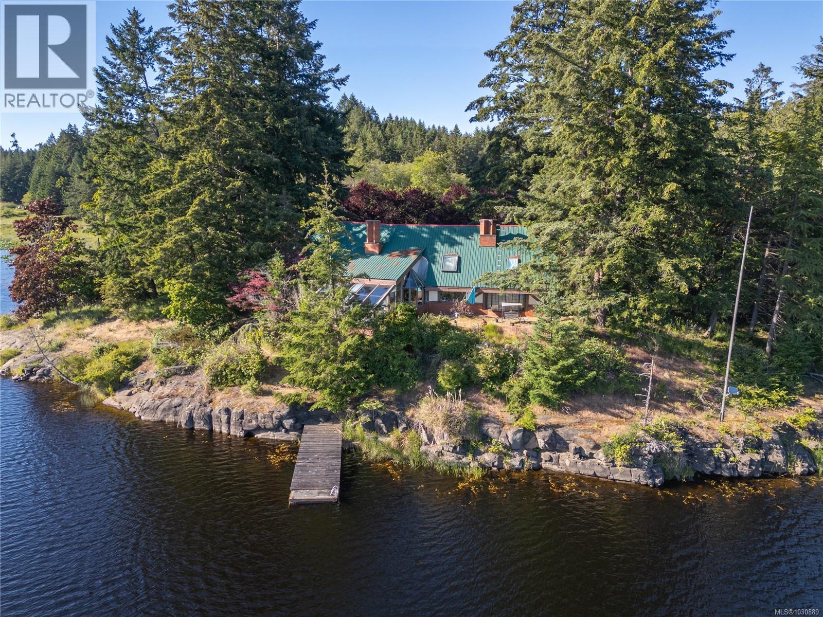909 South Rd, Gabriola Island