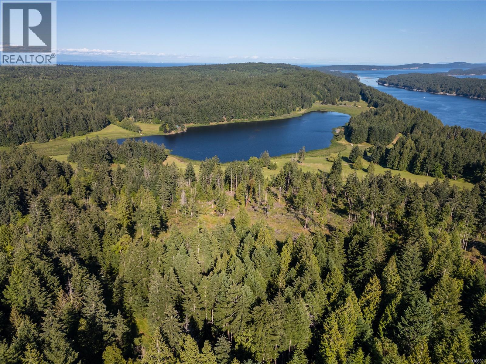 909 South Rd, Gabriola Island