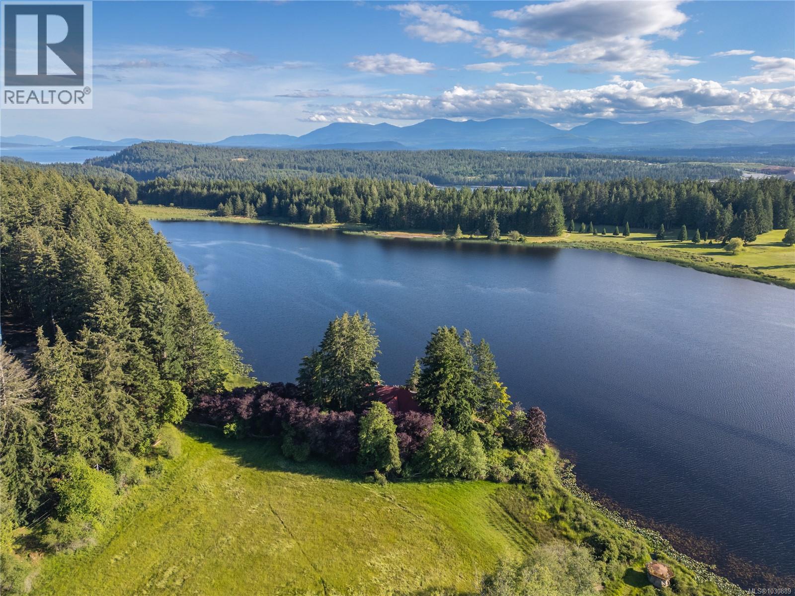 909 South Rd, Gabriola Island