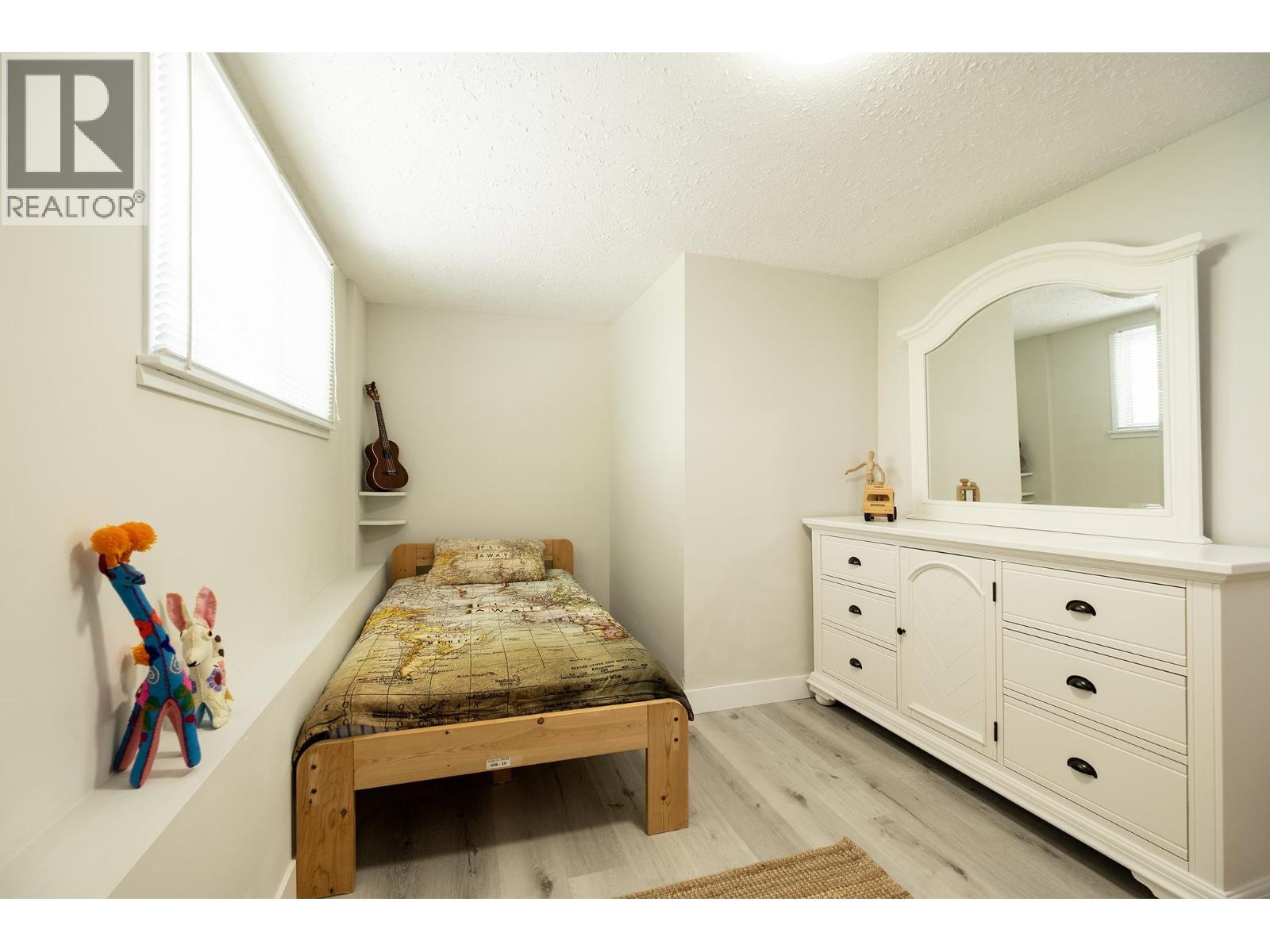 485 ABBS ROAD, Gibsons