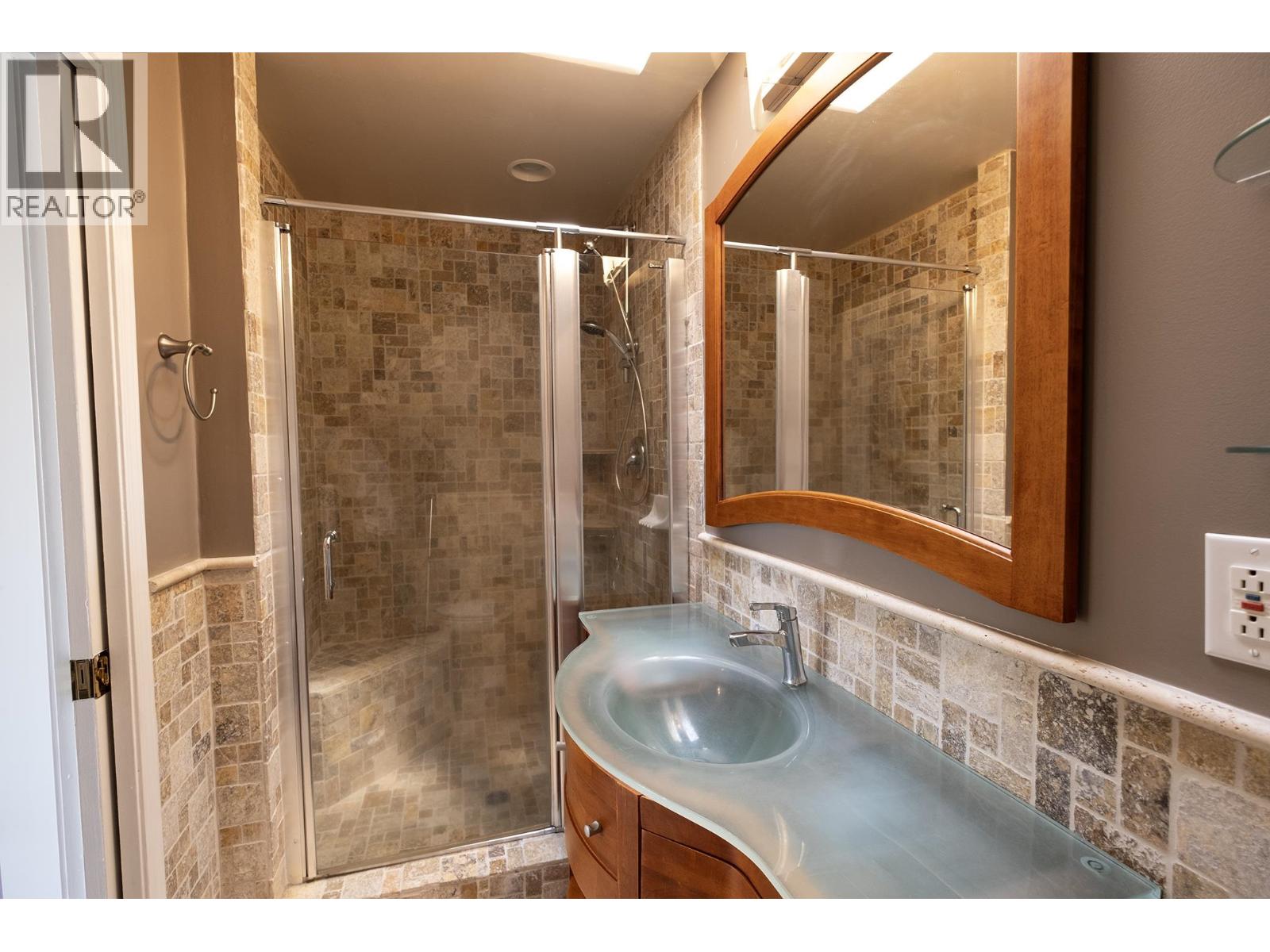 485 ABBS ROAD, Gibsons