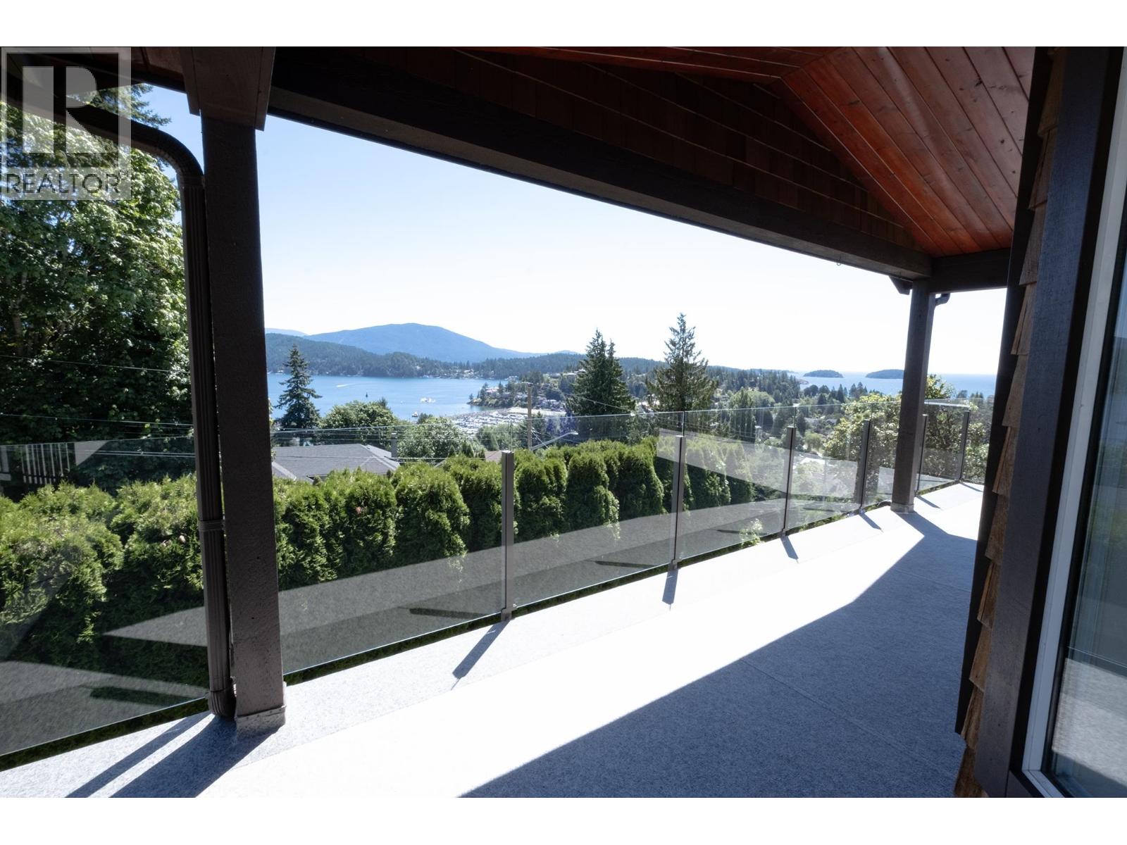 485 ABBS ROAD, Gibsons