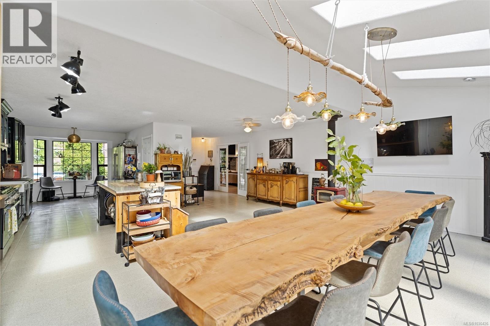 6907 Sellars Rd, Sooke