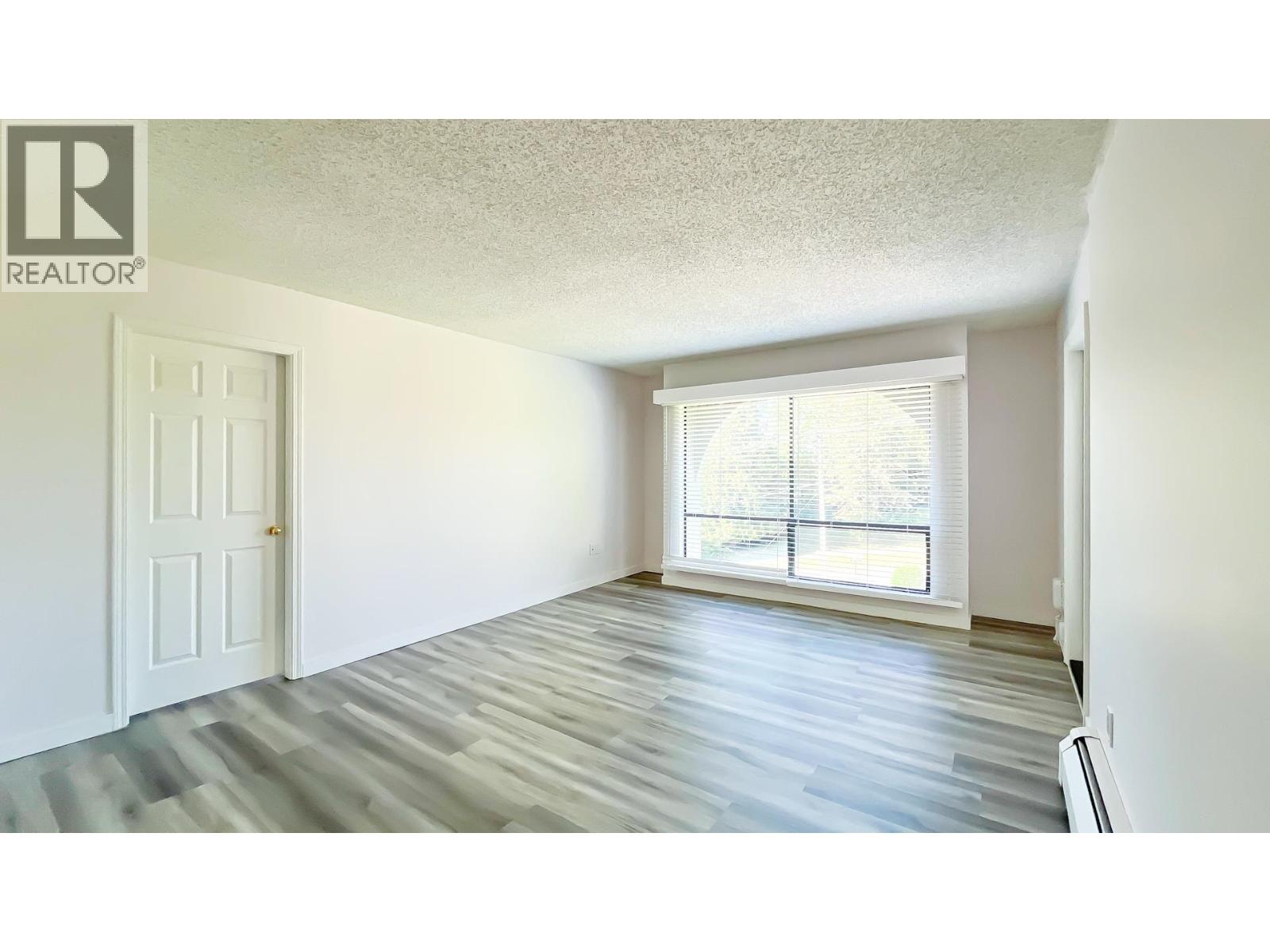 416 1945 WOODWAY Place - main photo