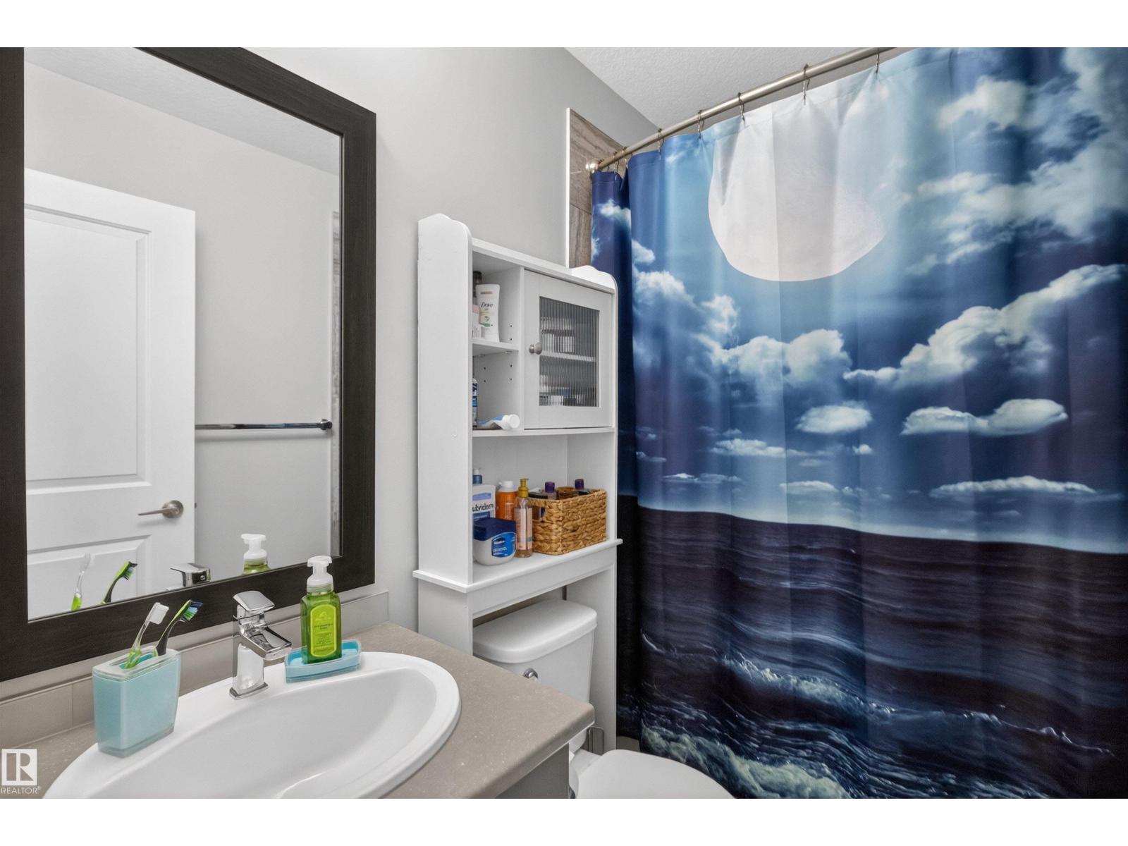 385 Charlesworth Drive SW, Edmonton