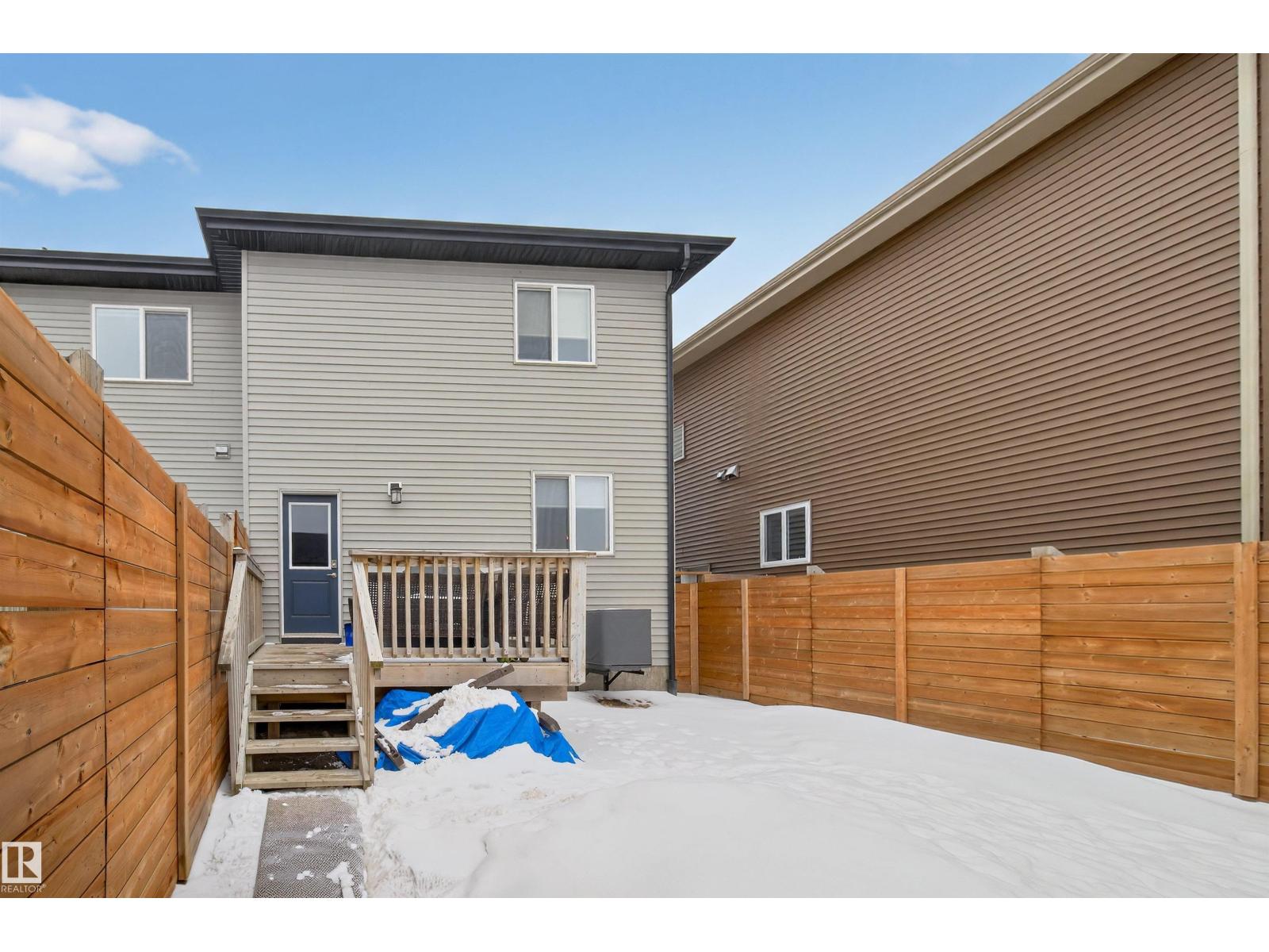 385 Charlesworth Drive SW, Edmonton