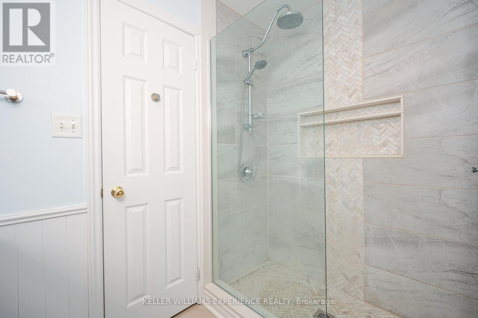43 DUNNETT DRIVE - 24