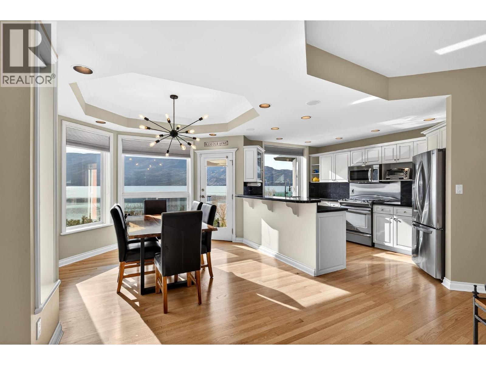 5312 Fulton Place, Peachland