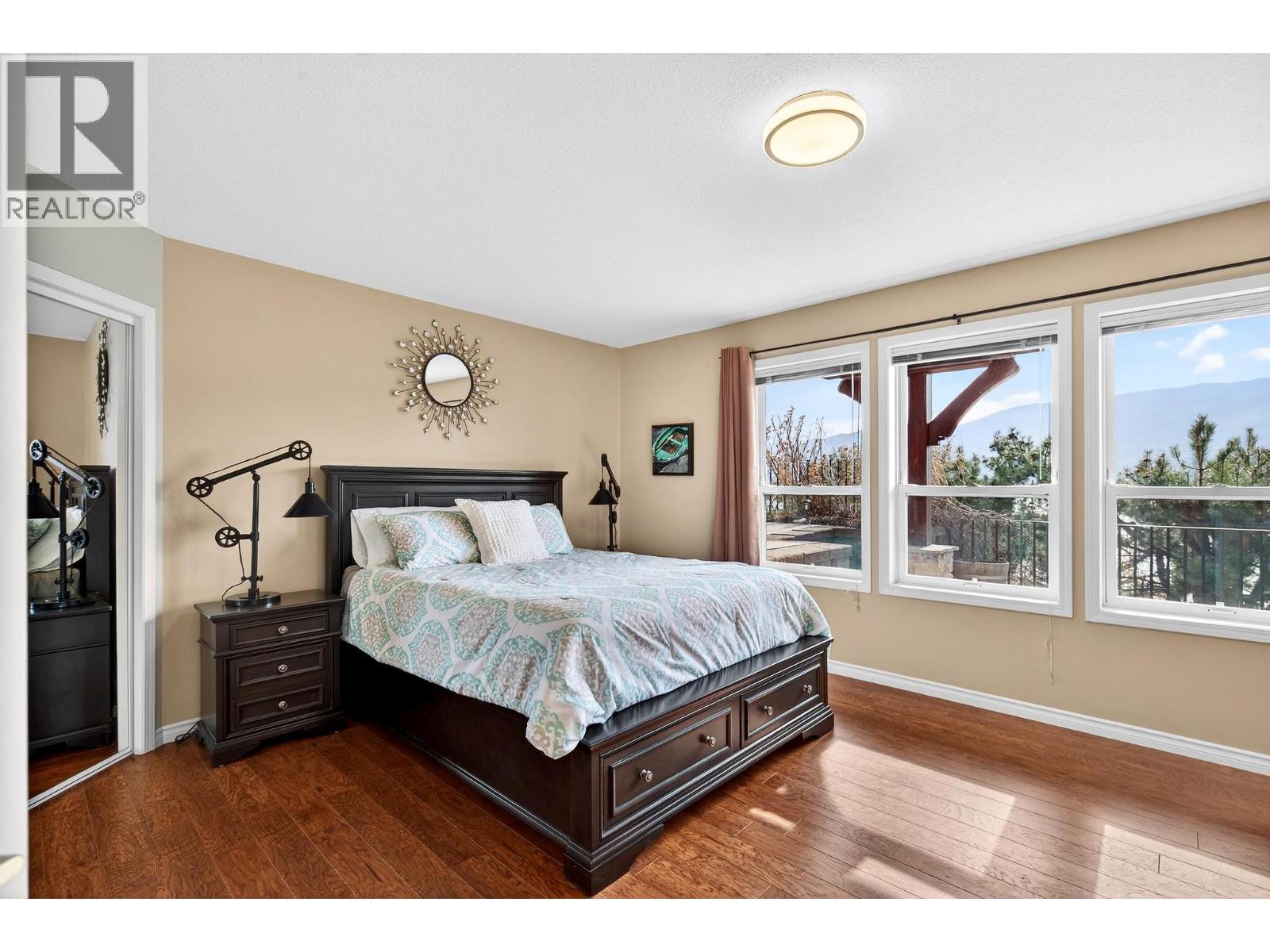 5312 Fulton Place, Peachland