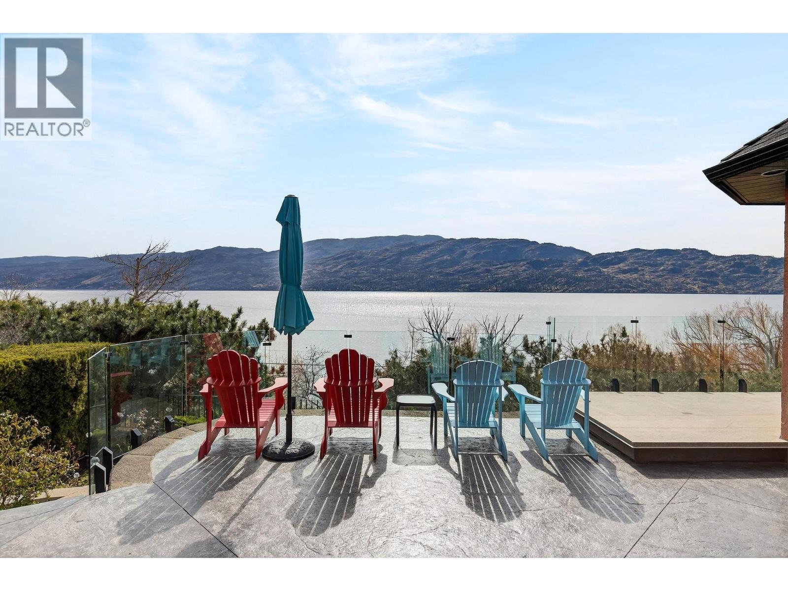 5312 Fulton Place, Peachland