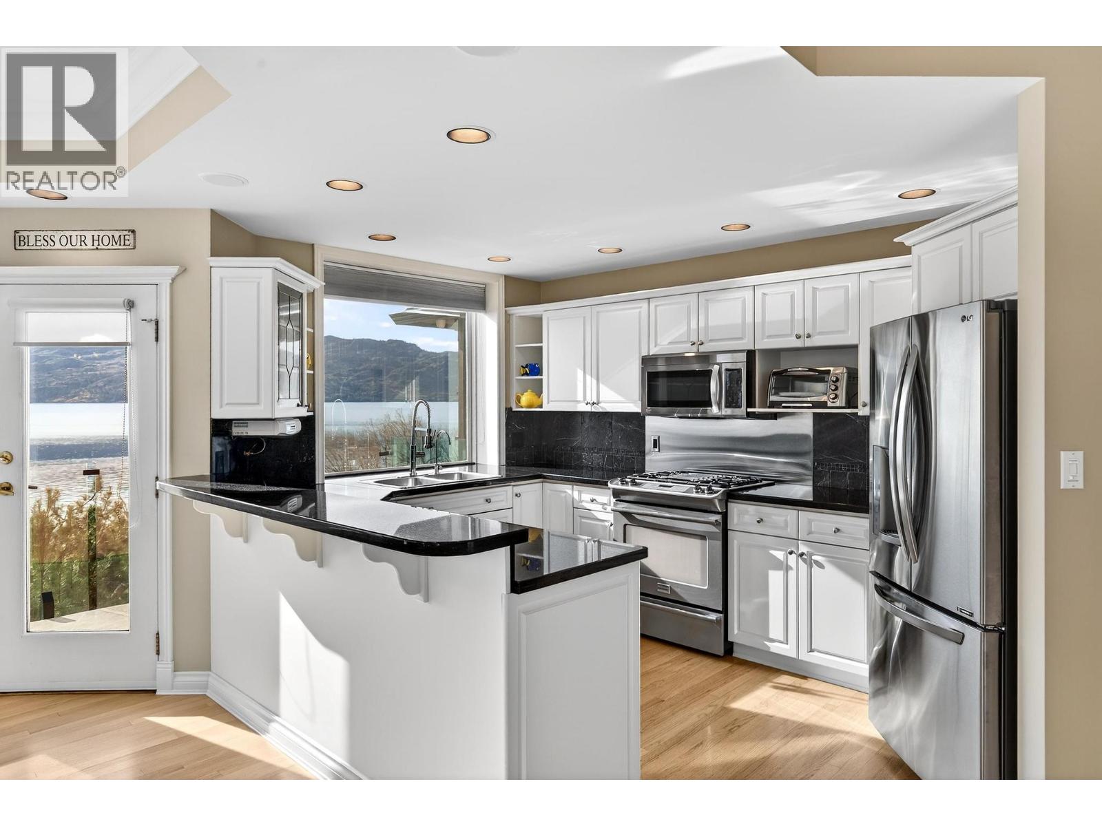 5312 Fulton Place, Peachland