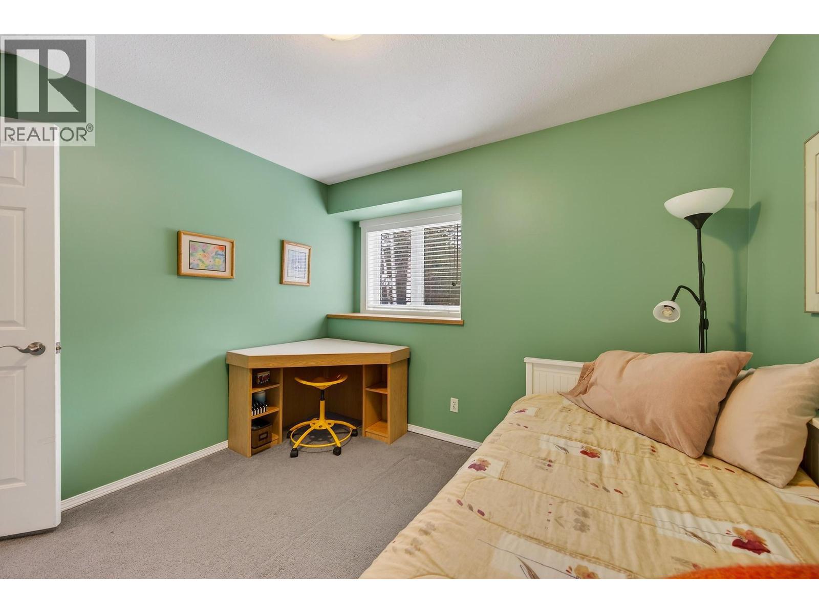  656 Lafontaine Road East, Golden