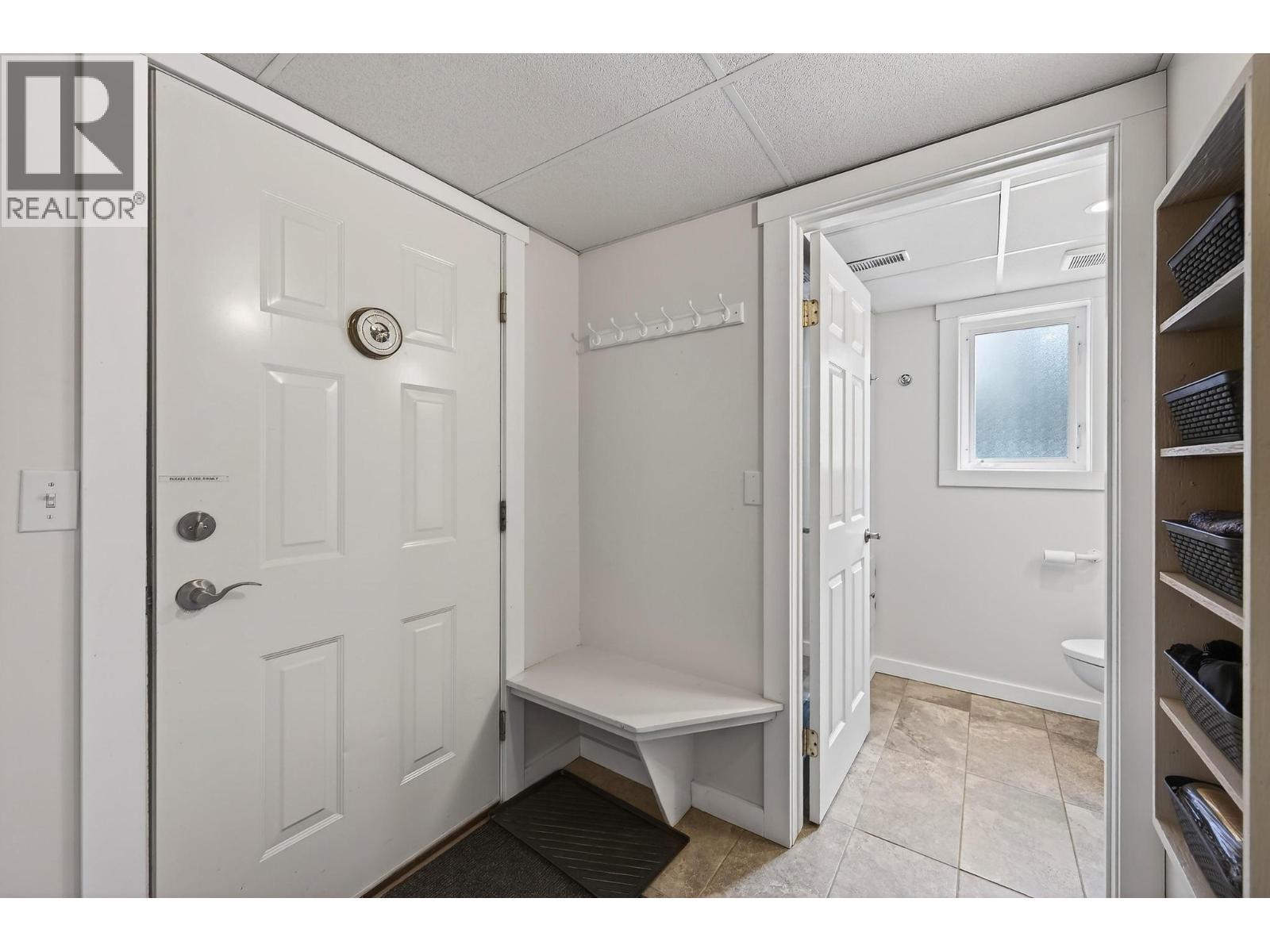  656 Lafontaine Road East, Golden