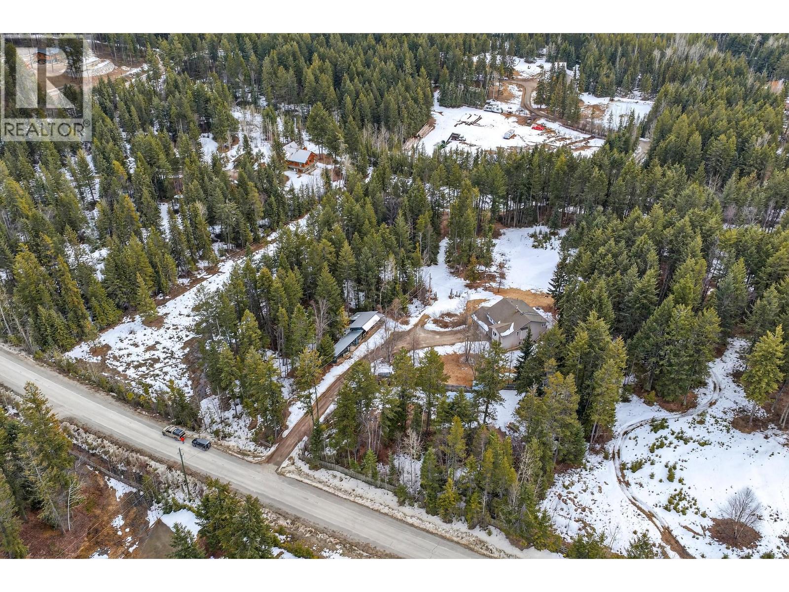  656 Lafontaine Road East, Golden