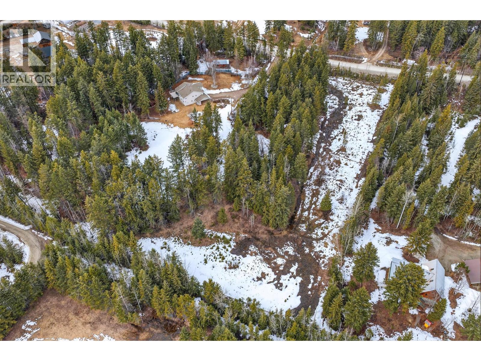  656 Lafontaine Road East, Golden