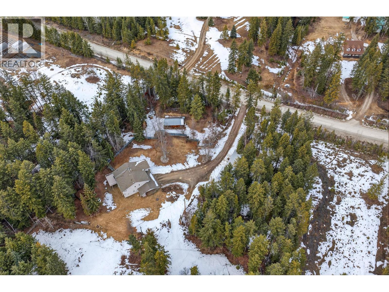  656 Lafontaine Road East, Golden