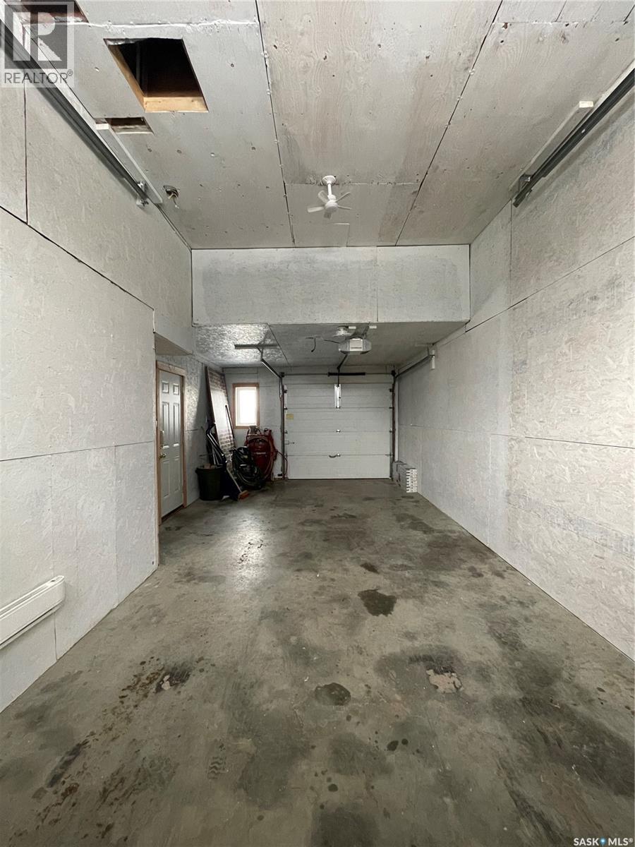 608 Whyte STREET — photo 11