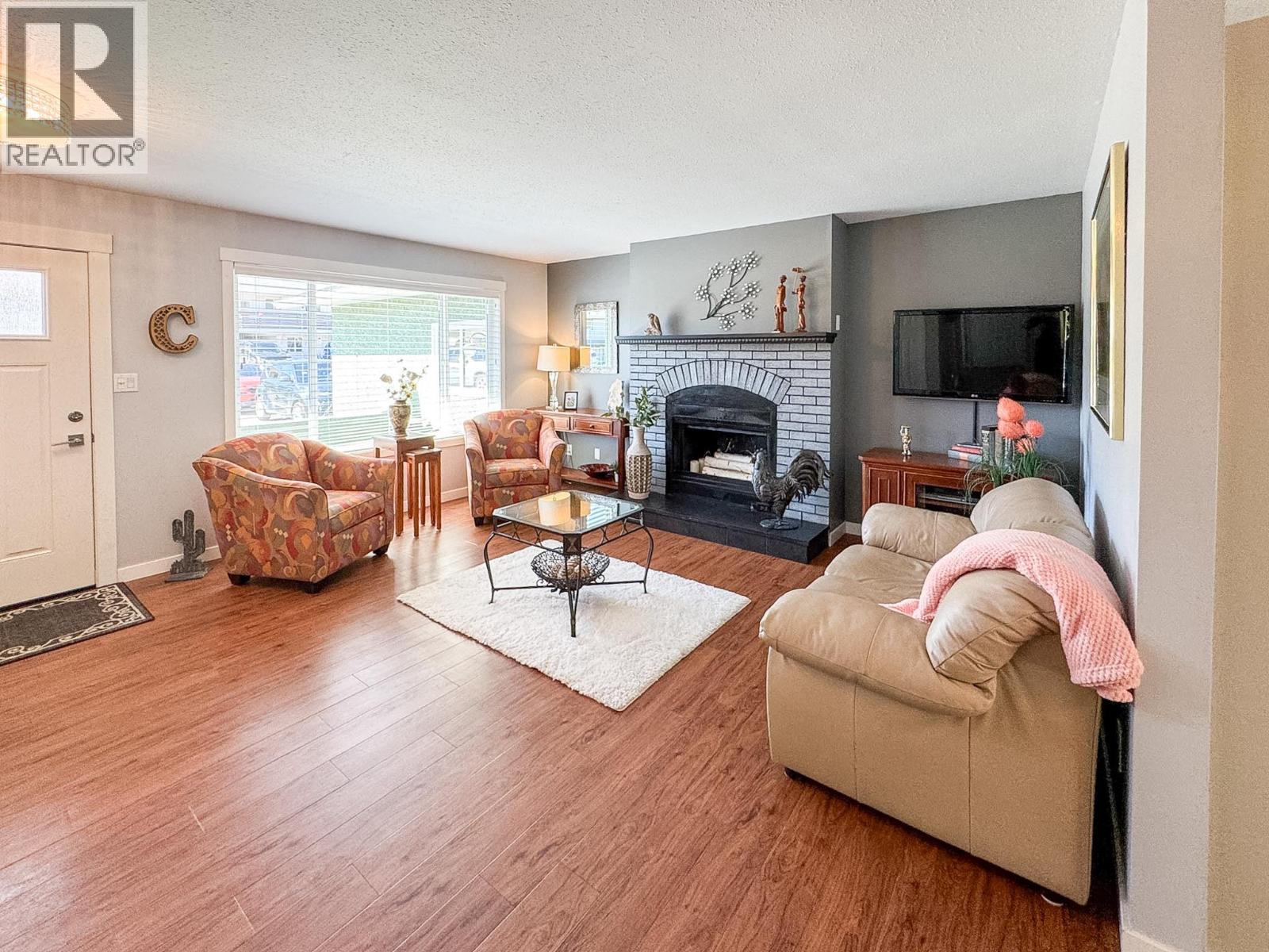 9 Santa Rosa Place, Osoyoos