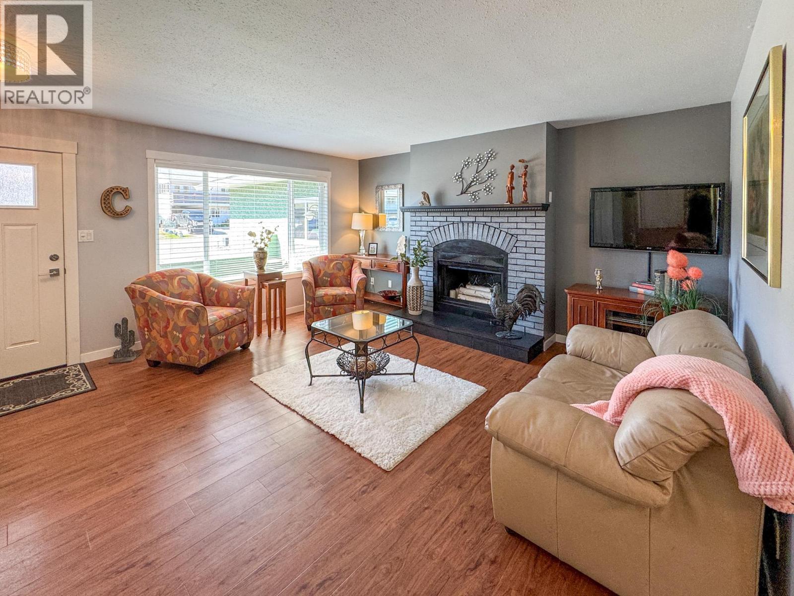 9 Santa Rosa Place, Osoyoos