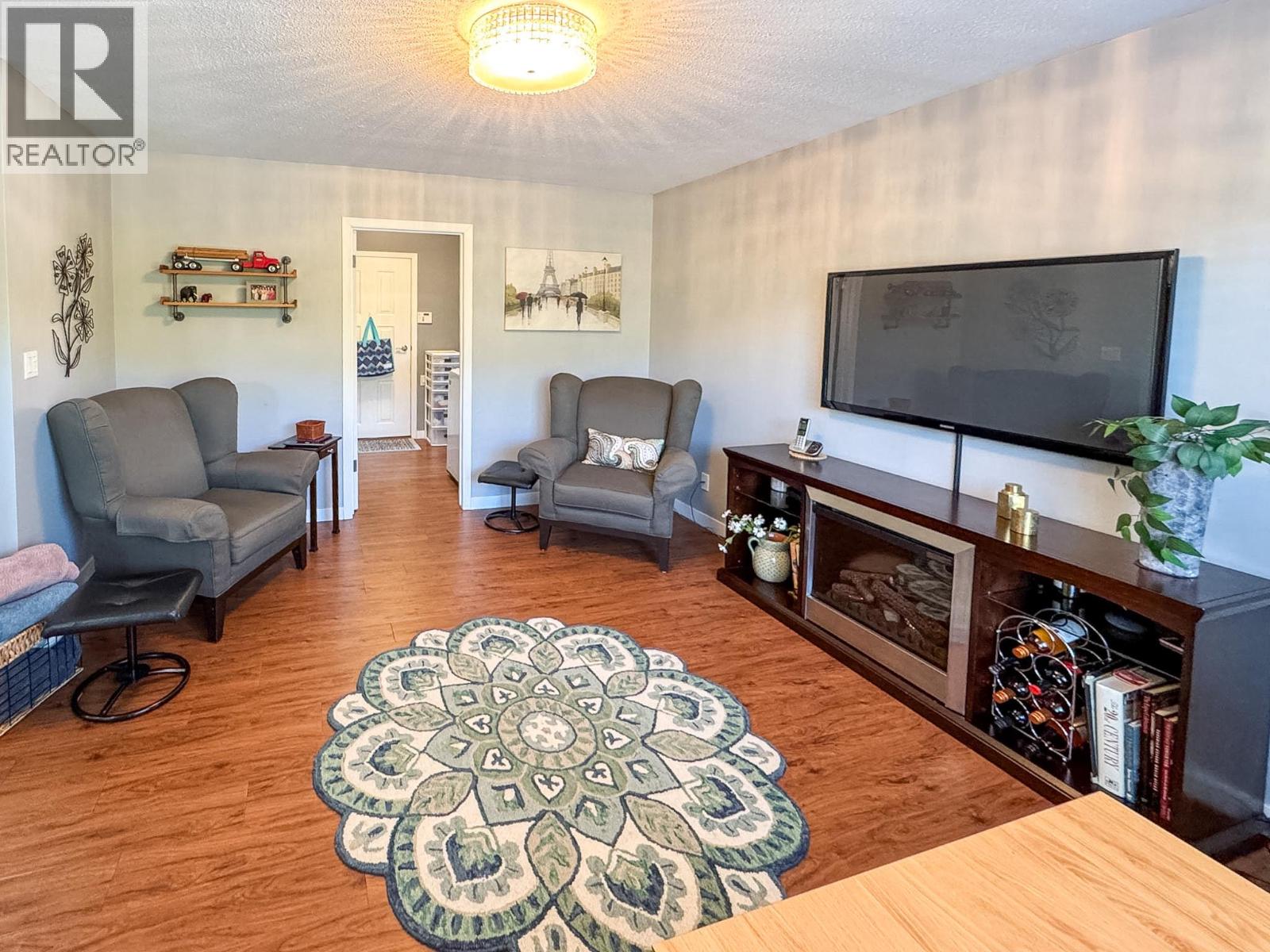 9 Santa Rosa Place, Osoyoos