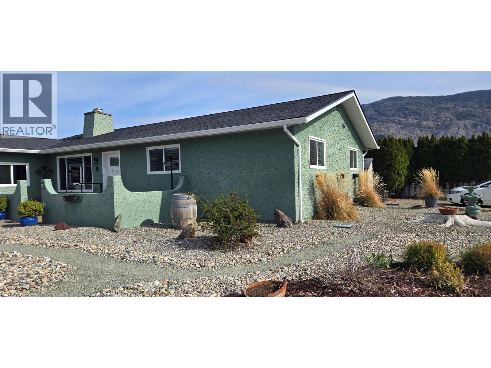 9 Santa Rosa Place, Osoyoos