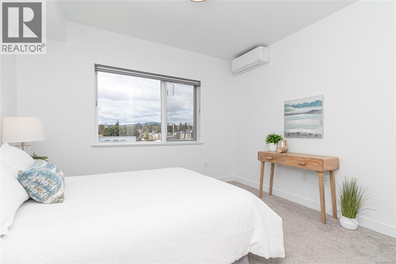 405 4394 West Saanich Rd, Saanich