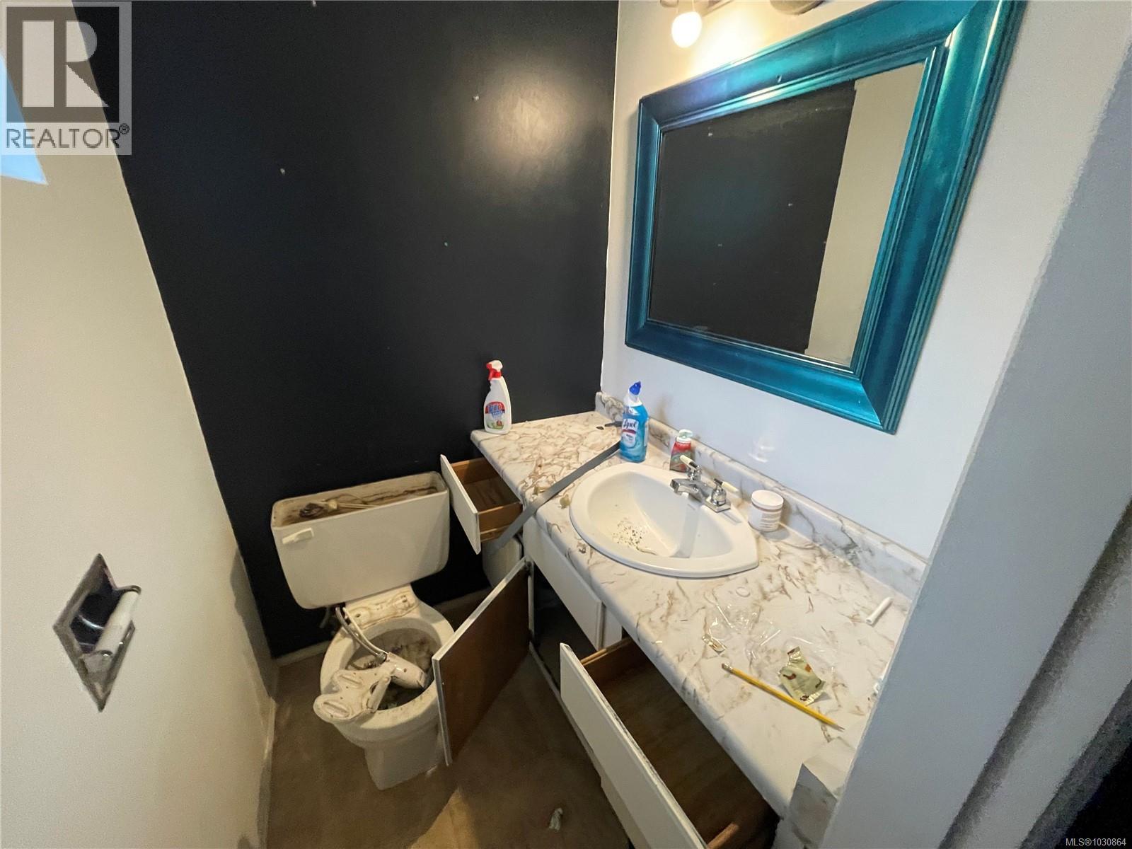 9542 Scott St - 16