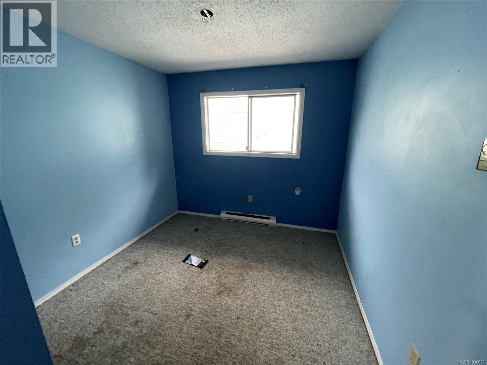 9542 Scott St, Port Hardy