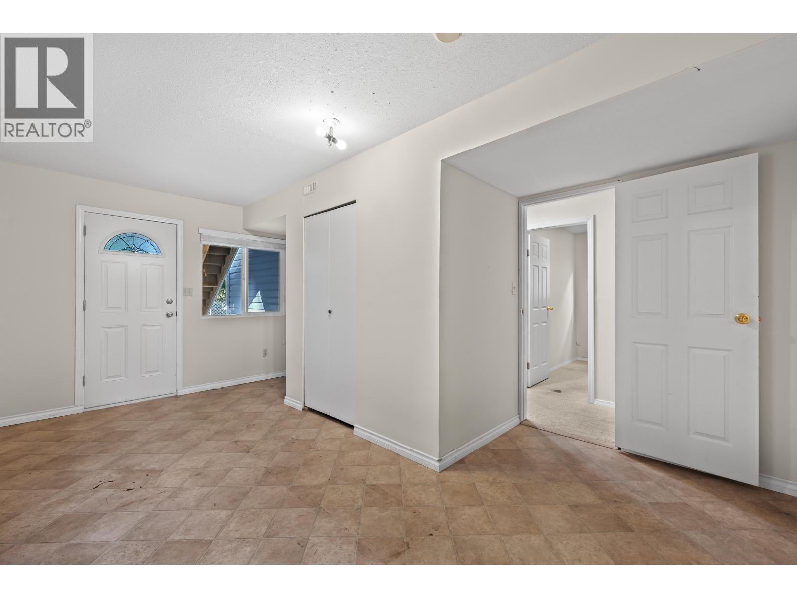 4125 LYNN VALLEY Road - photo 2