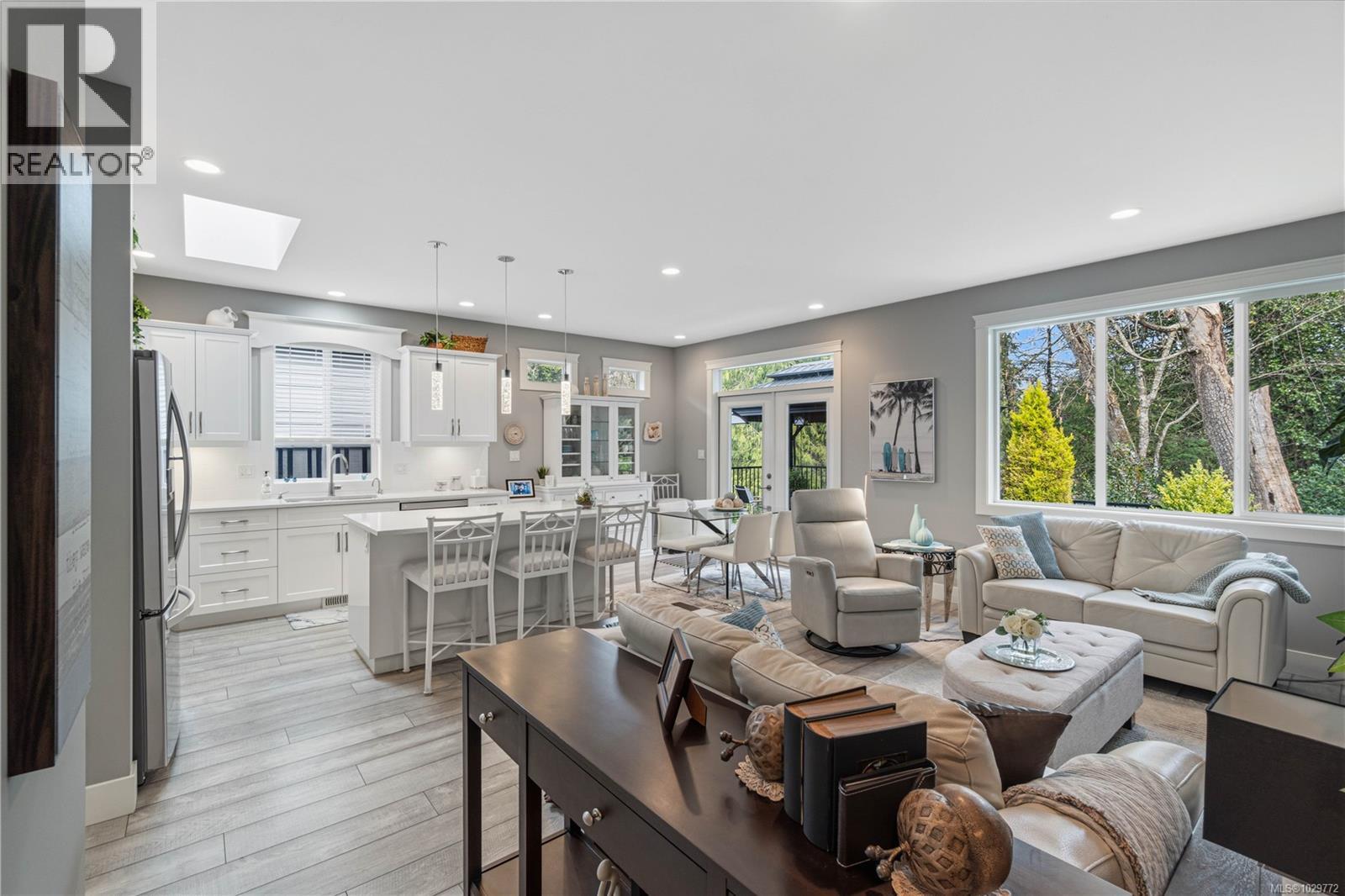 9649 Askew Creek Dr, Chemainus