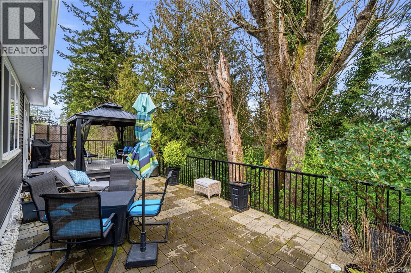 9649 Askew Creek Dr, Chemainus