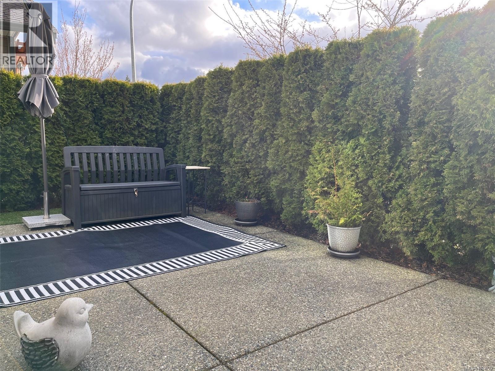 9649 Askew Creek Dr, Chemainus