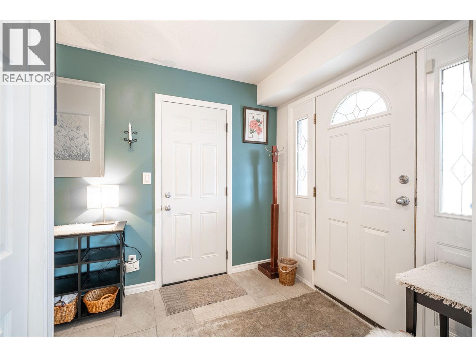 6815 Cameo Drive N, Vernon