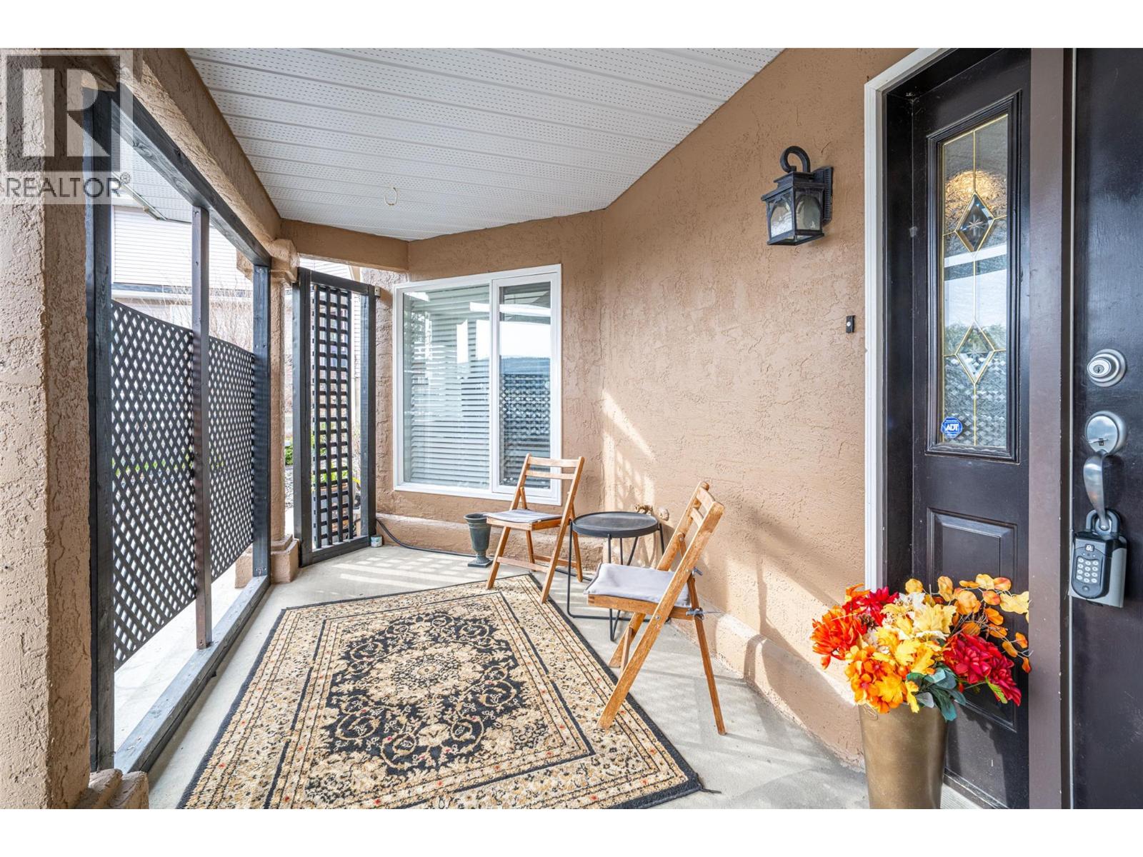 6815 Cameo Drive N, Vernon