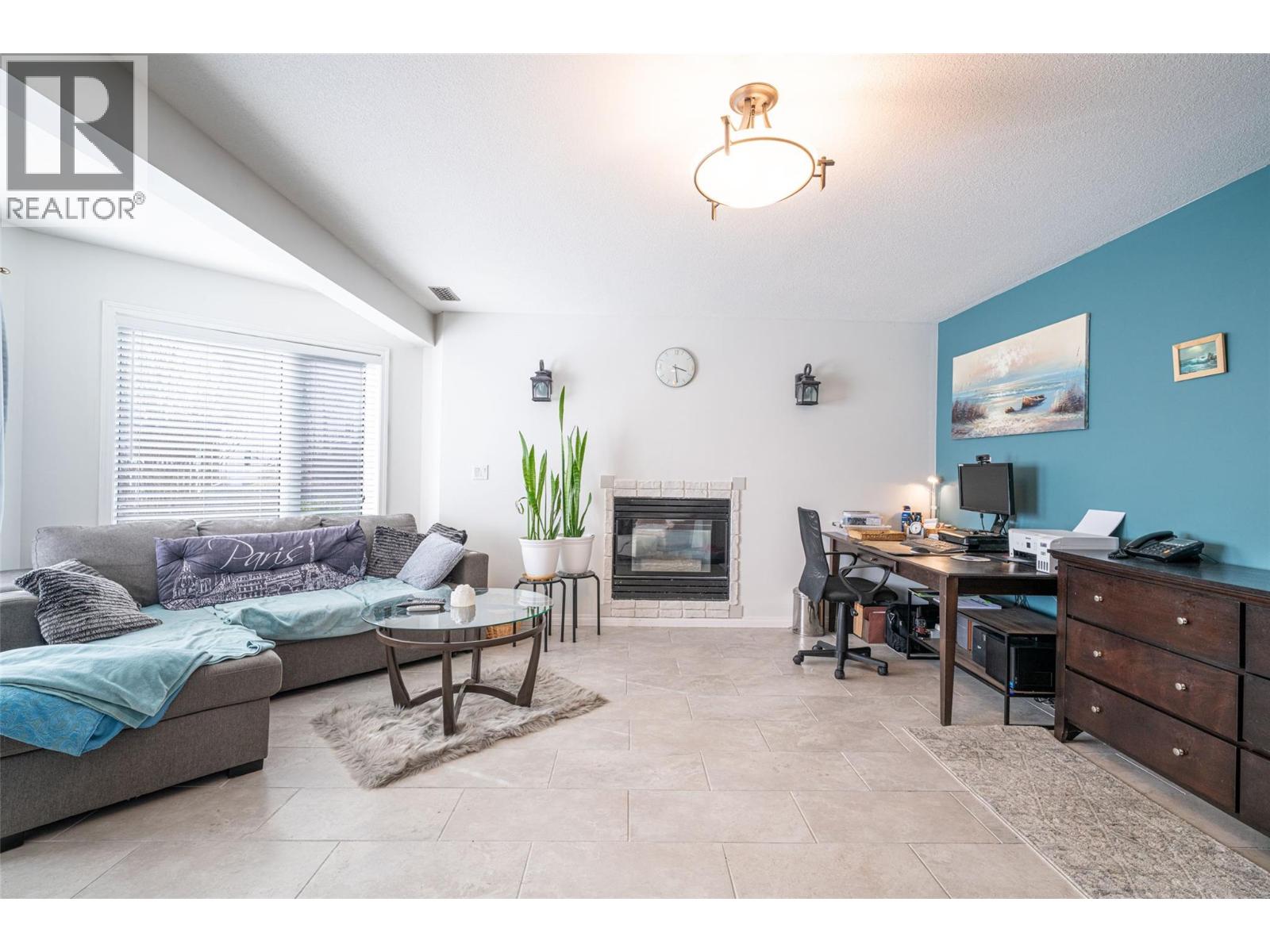 6815 Cameo Drive N, Vernon