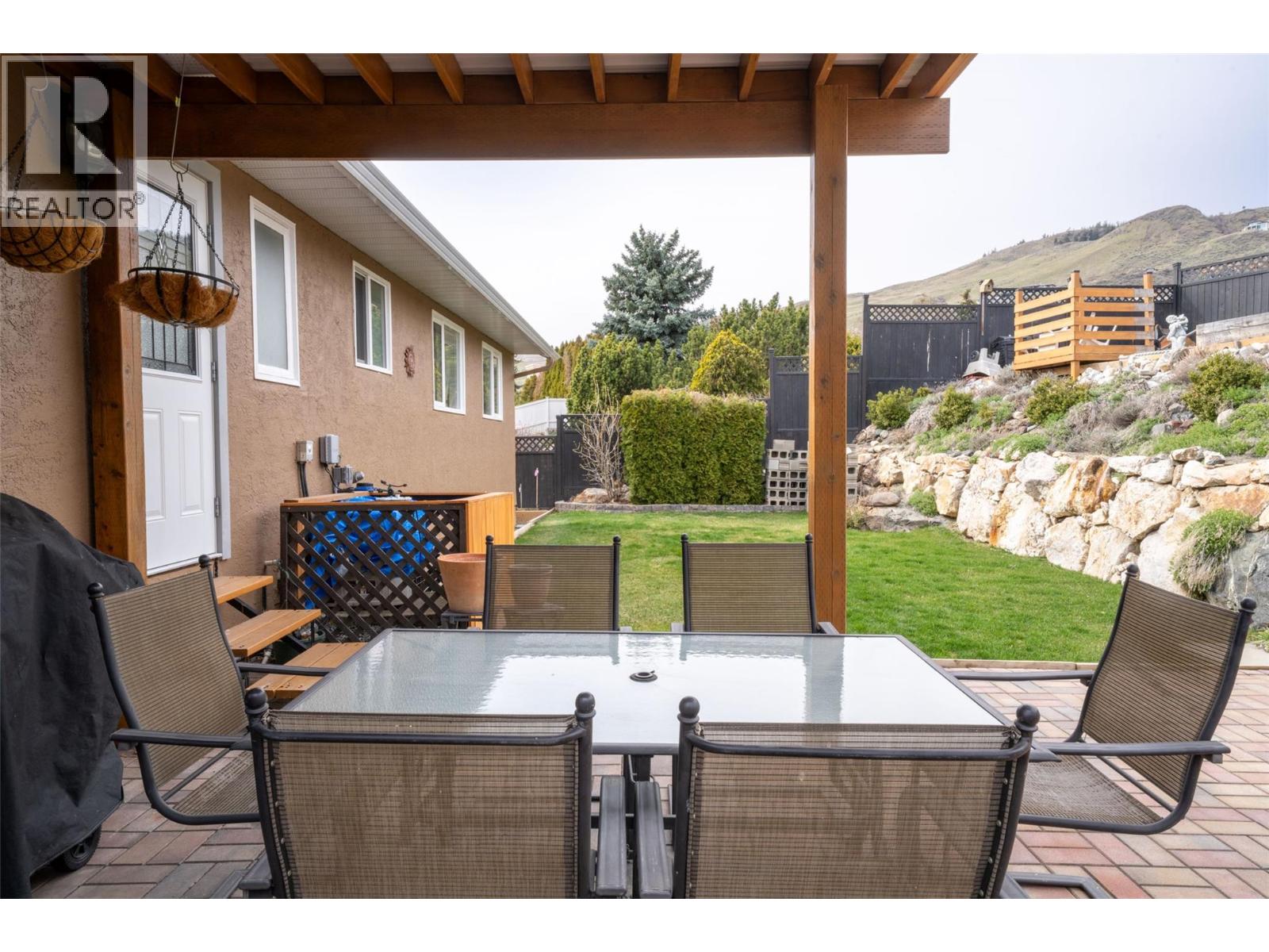 6815 Cameo Drive N, Vernon