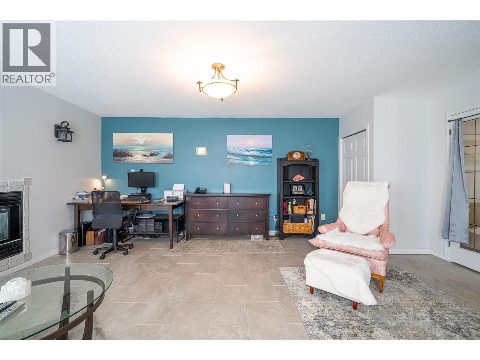 6815 Cameo Drive N, Vernon