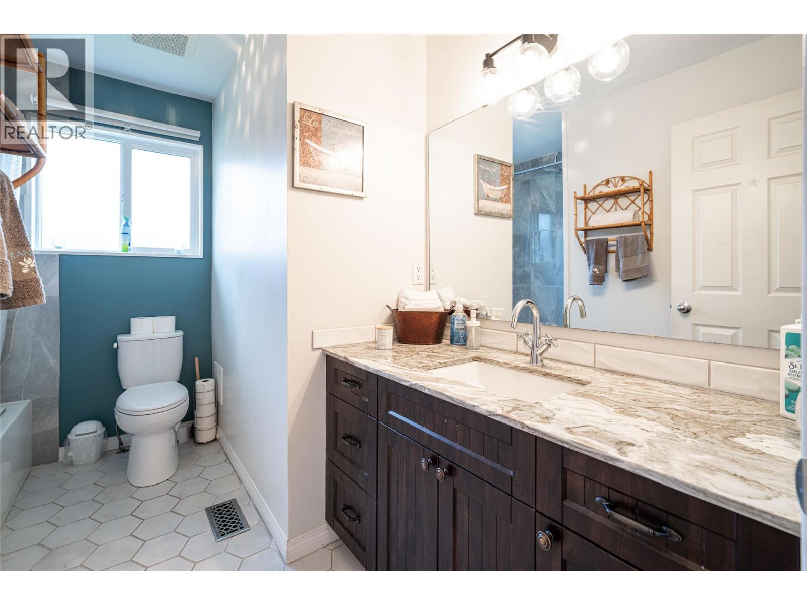 6815 Cameo Drive N, Vernon