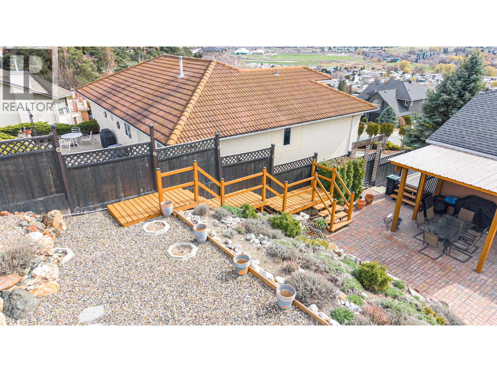 6815 Cameo Drive N, Vernon