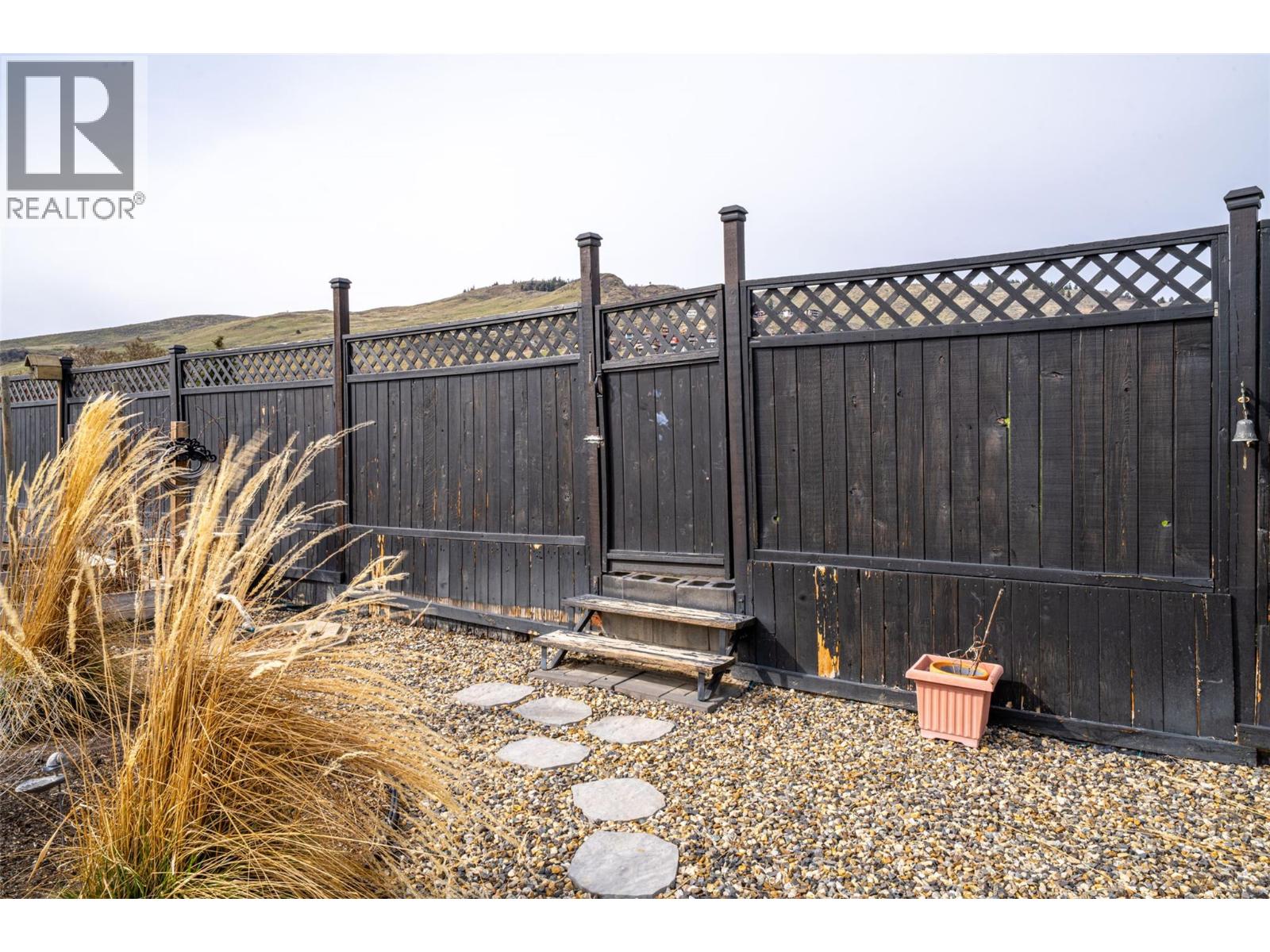 6815 Cameo Drive N, Vernon