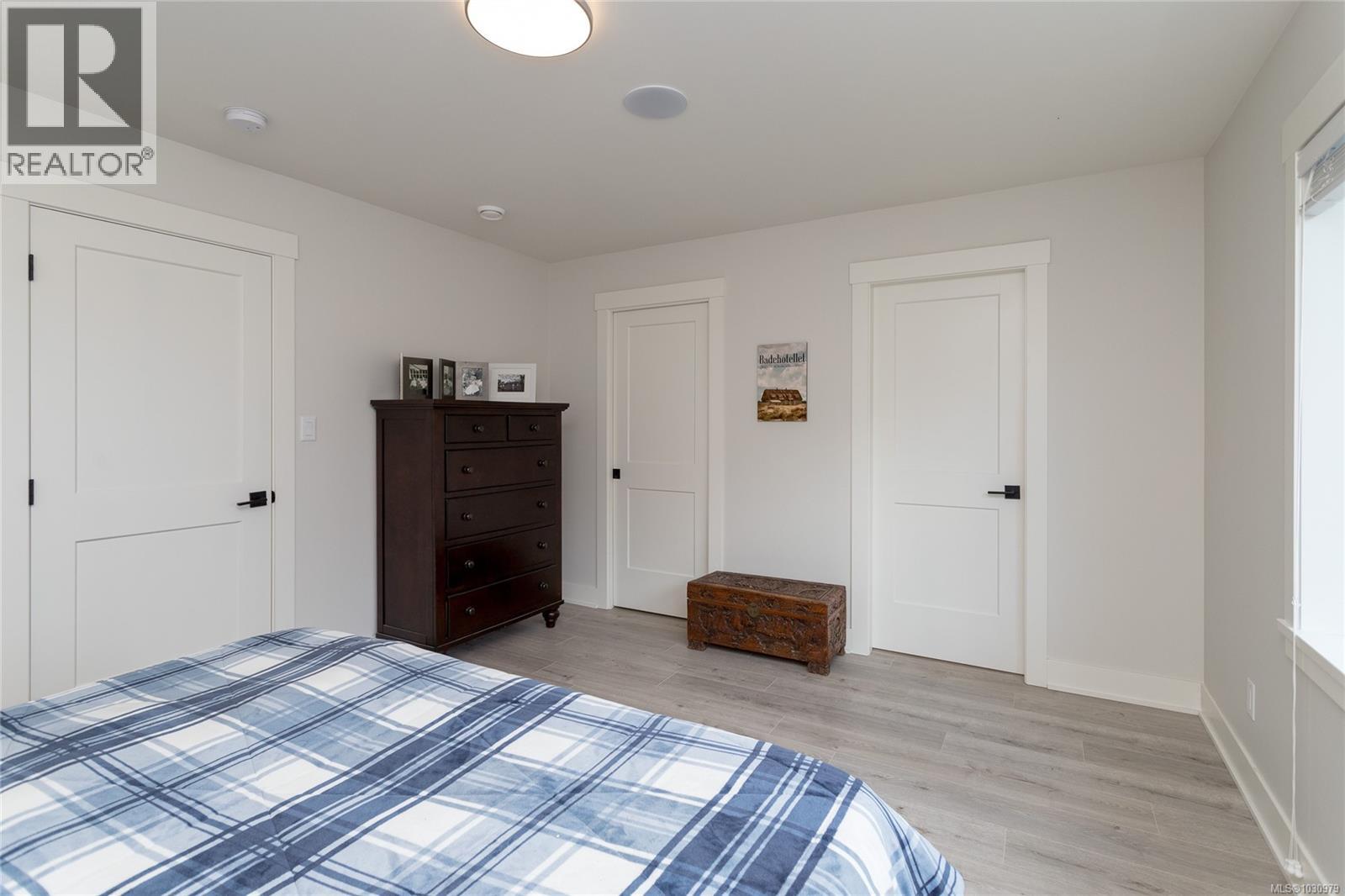 1212 Moonstone Loop, Langford