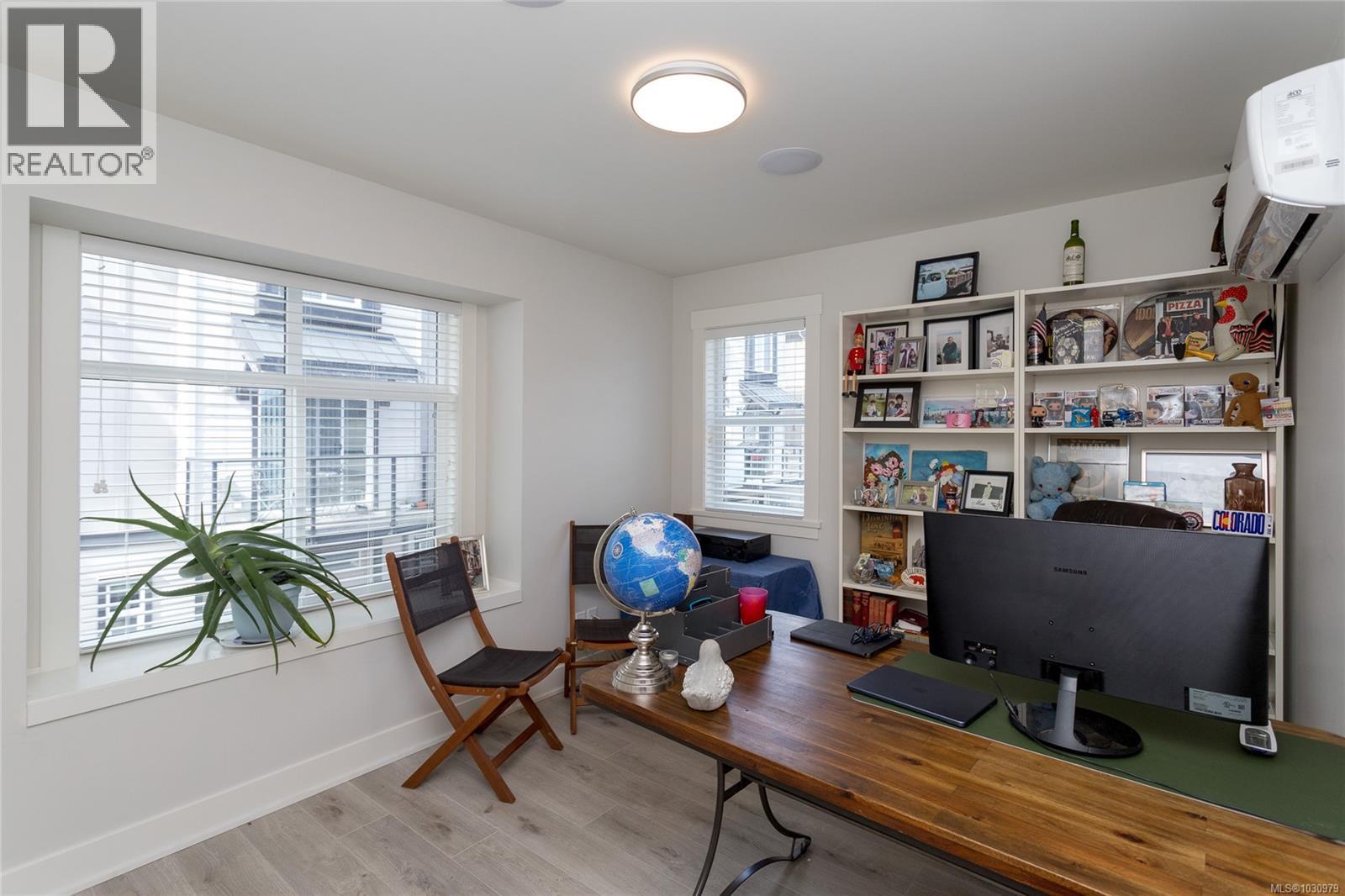 1212 Moonstone Loop, Langford