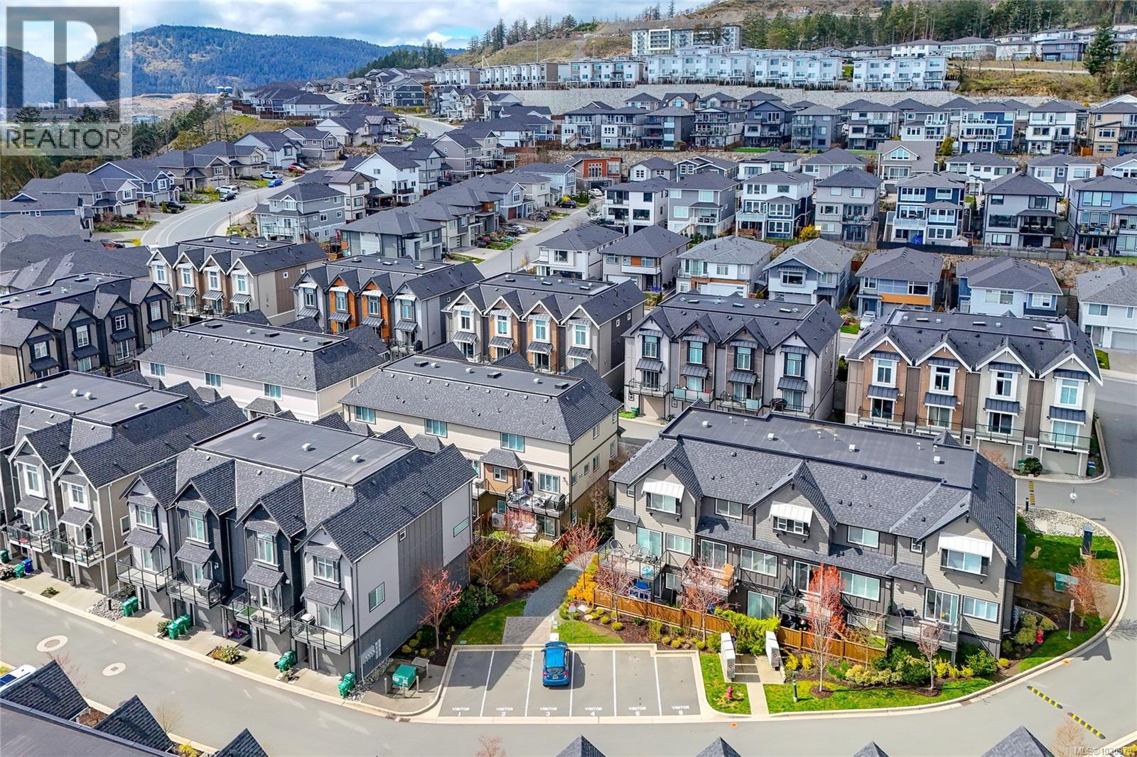 1212 Moonstone Loop, Langford