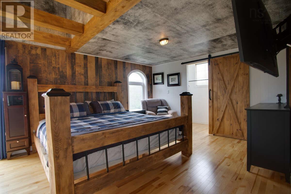 Property 29 of 51 of 4320 Granville Road