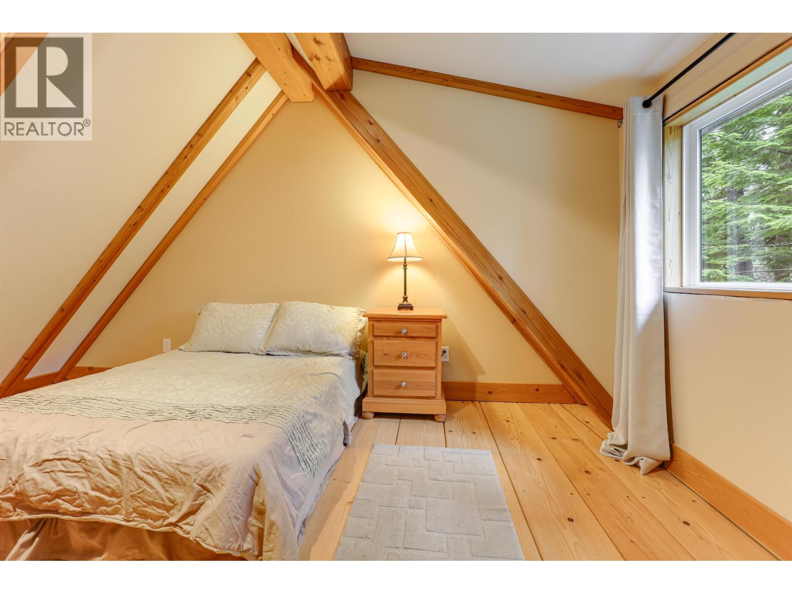 499 QUATSINO BOULEVARD, Kitimat