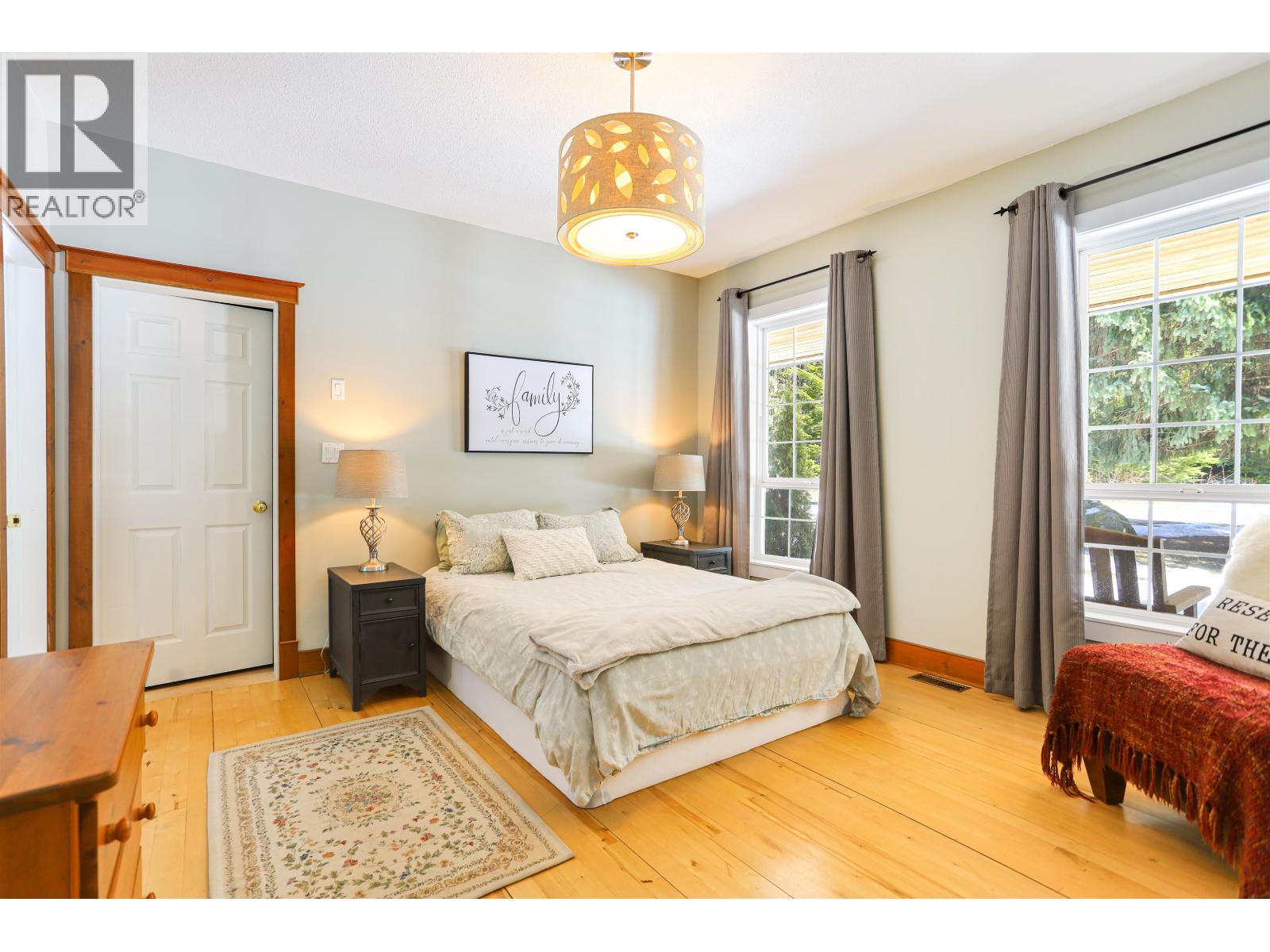 499 QUATSINO BOULEVARD, Kitimat