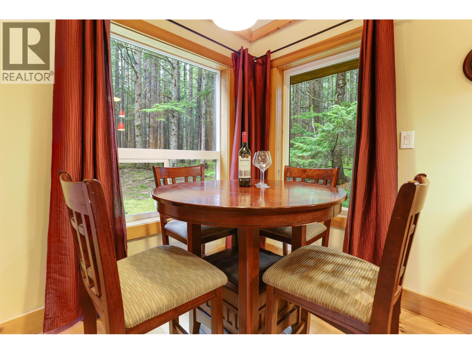 499 QUATSINO BOULEVARD, Kitimat