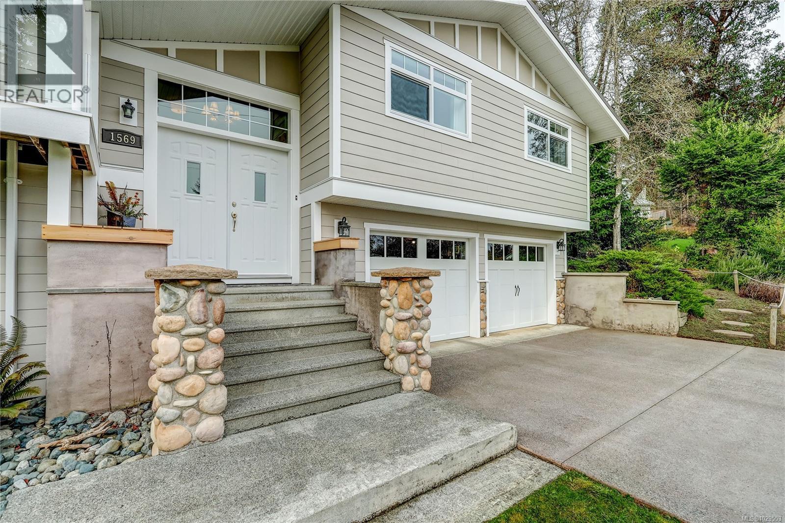 1569 Murdoch Rd, Nanaimo