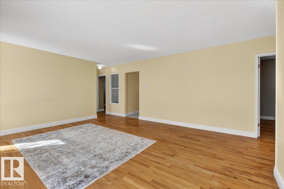 1953 GLENMORE AV, Sherwood Park